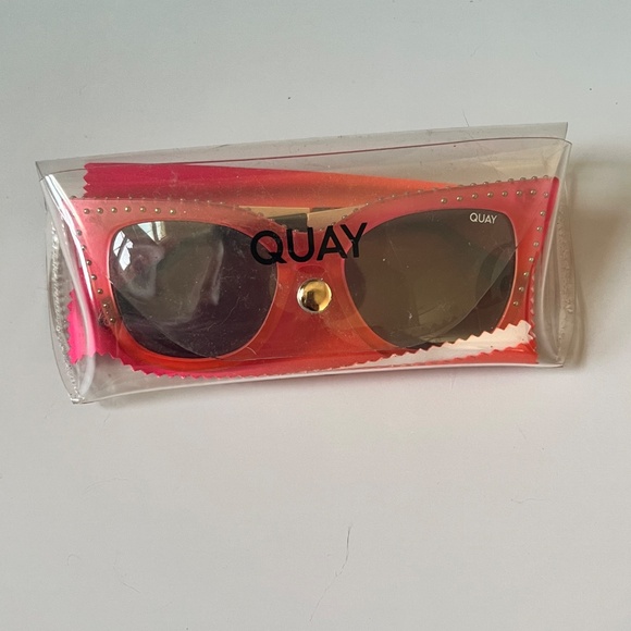 Quay x Saweetie Harper Cat Eye Studded Pink and Orange Sunglasses with Case